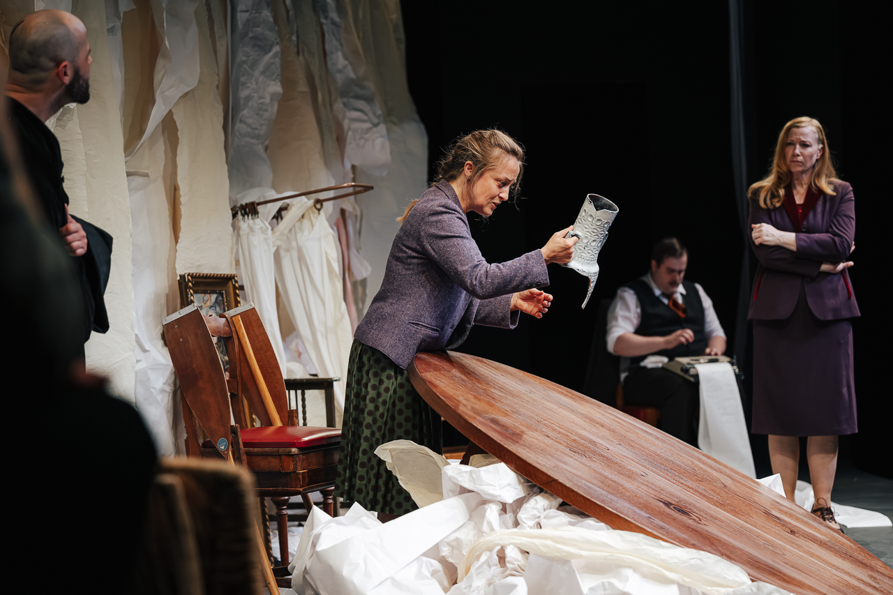 Der_zerbrochne_Krug-7024